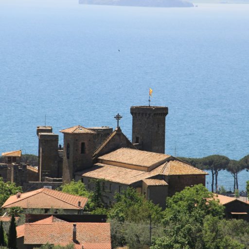 Mehr über den Artikel erfahren Wie eine gute Hausverwaltung den Wert Ihrer Immobilie steigert – und warum Zuverlässigkeit entscheidend ist